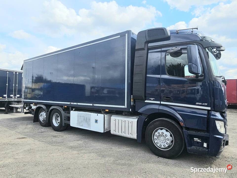 Chlodnia Mercedes Warszawa sprzedam