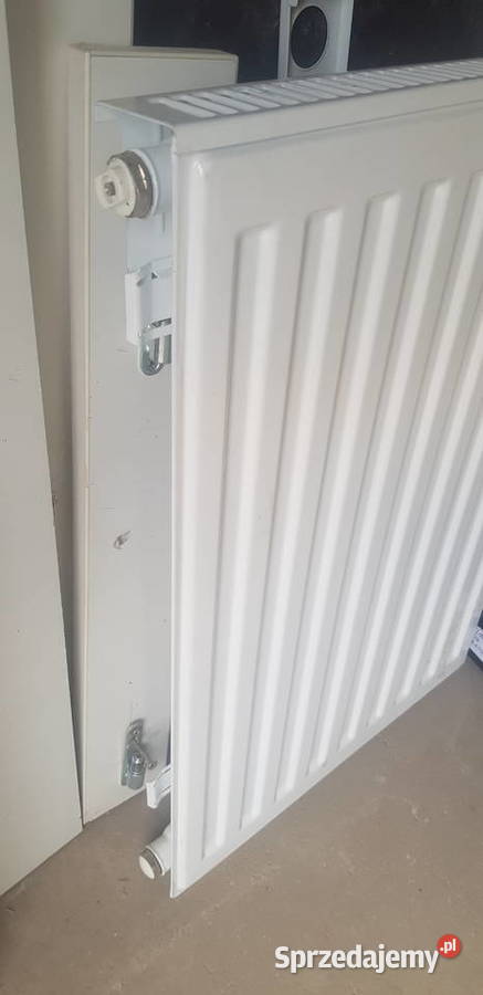 Mały grzejnik 60x40 nowy Radson