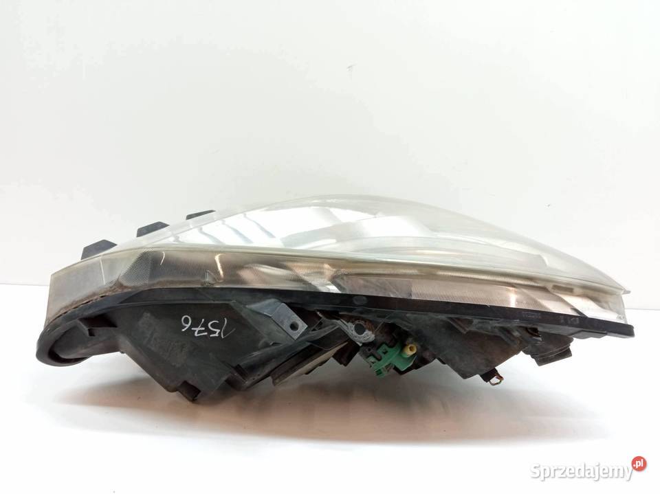 LAMPA PRZÓD PRAWA SOCZEWKA LIFT Renault Scenic