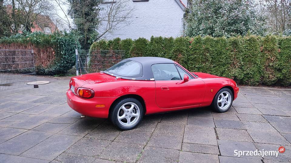 Mazda MX5 NB 16 hardtop Lipno