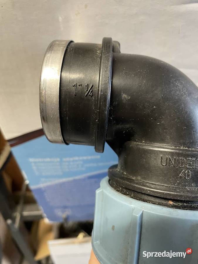 Kolano skręcane do rury PE fi 40 gwint Instalacje Łazy