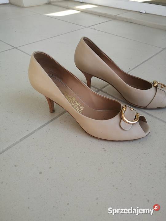 Ferragamo Salvatore buty włoskie na szpilce Warszawa