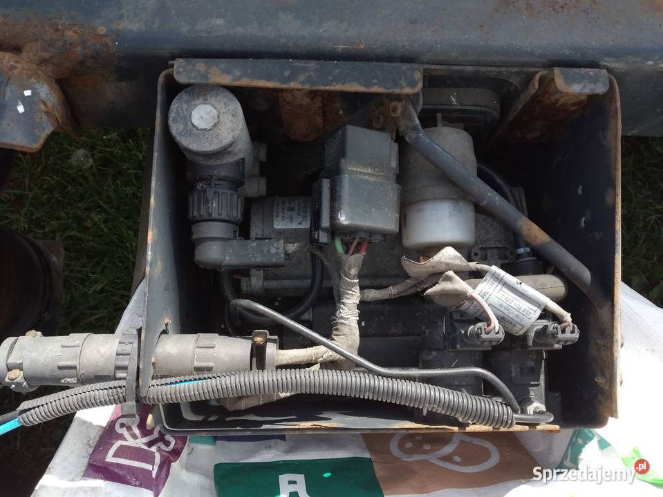 Iveco Daily 35s 2012r zawieszenie tył Wabco Resory Złoczew