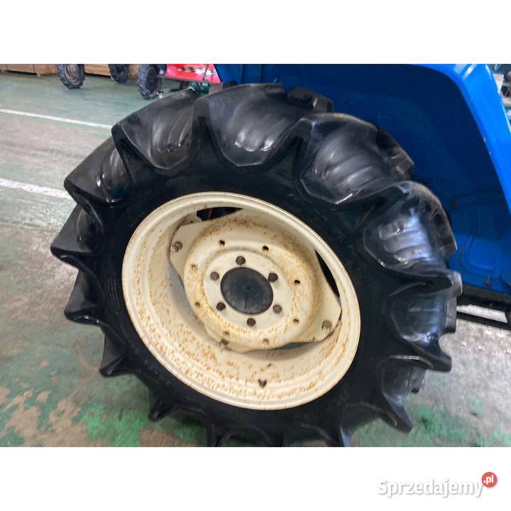 Traktor Iseki TA270F 4x4 Mini Traktorek z TUZ i Napęd 4x4