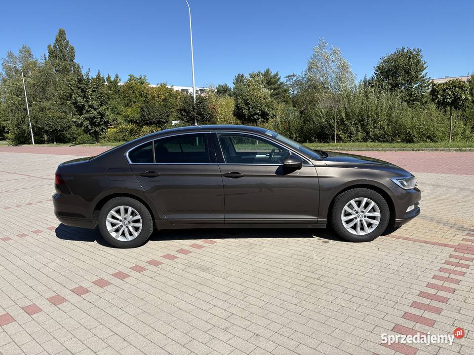 Volkswagen Passat B8 20tdi 150 DSG sedan 2018 światła LED Jelcz-Laskowice sprzedam