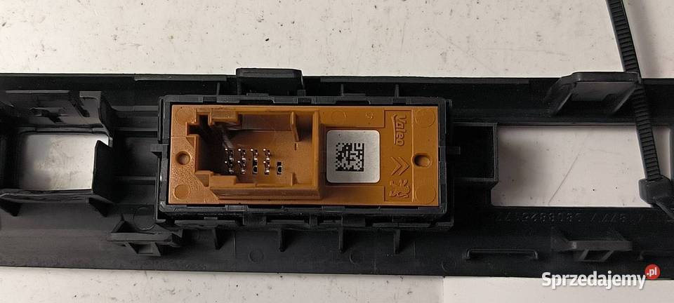 PRZYCISK TOYOTA PROACE II 9808825177 osobowe Lipno