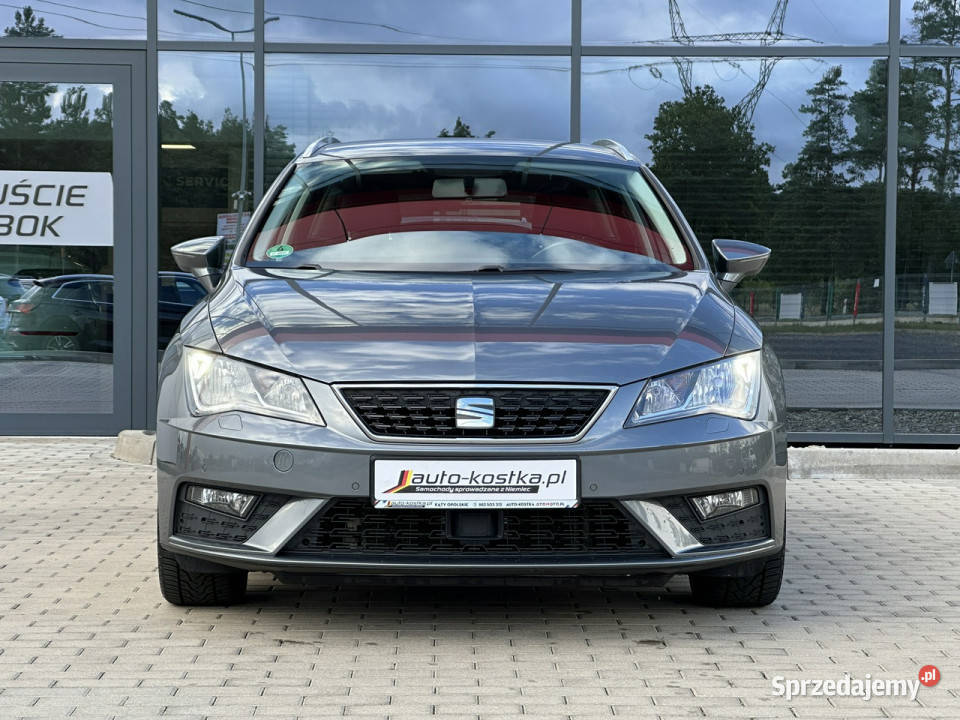 Seat Leon Sportstourer Iręka Grzane fotele LED garażowany