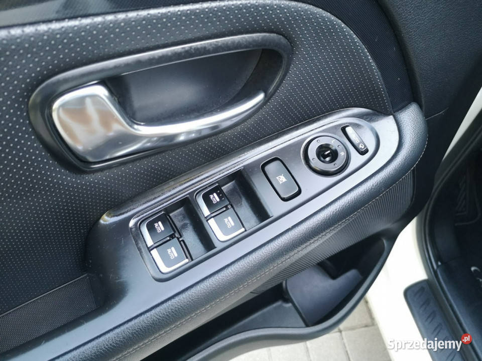 Kia Carens 17 CRDI 116 Klimatr Isofix Temp Strzegom