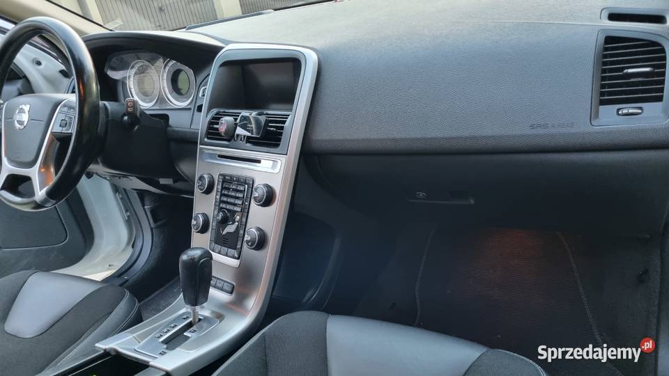 Volvo xc60 D5 AWD 230 4x4 Automat panorama salon Ostrowiec Świętokrzyski