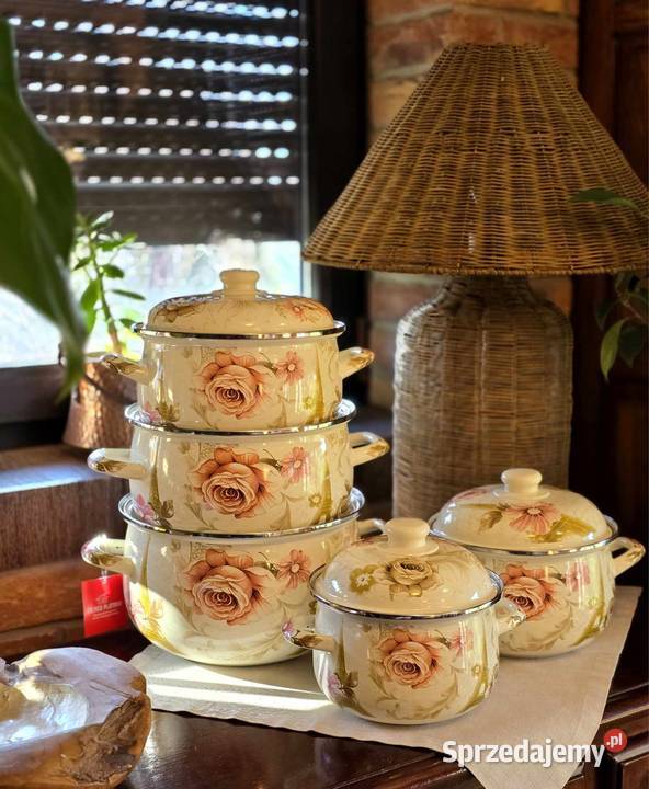 199 Garnki duże emalia róże Zabrze