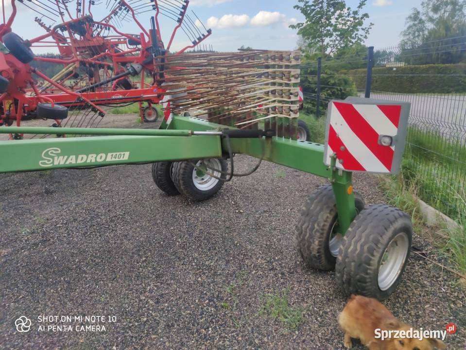 Zgrabiarka Krone Swardo 1401 Zgrabiarki i przetrząsacze wielkopolskie Łobżenica