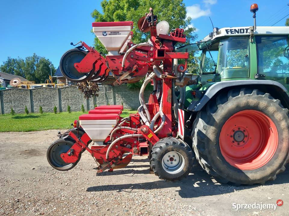 Siewnik do kukurydzy Siewniki i sadzarki Lisewo Kościelne