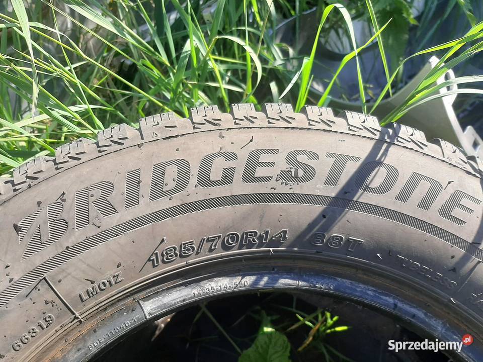 Opona zimowa BRIDGESTONE BLIZZAK LM001 1857014 Części samochodowe Skarżysko-Kamienna sprzedam
