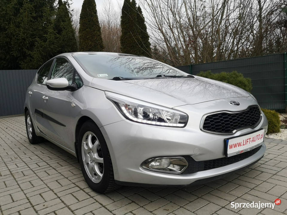 Kia Ceed 16 CRDI 120 Klima Automat Czujniki Hatchback dolnośląskie Strzegom