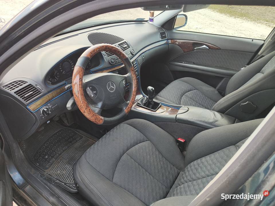Mercedes w211 22 CDI 136 2002 Manual 2kpl kół Samochody osobowe Bogoria