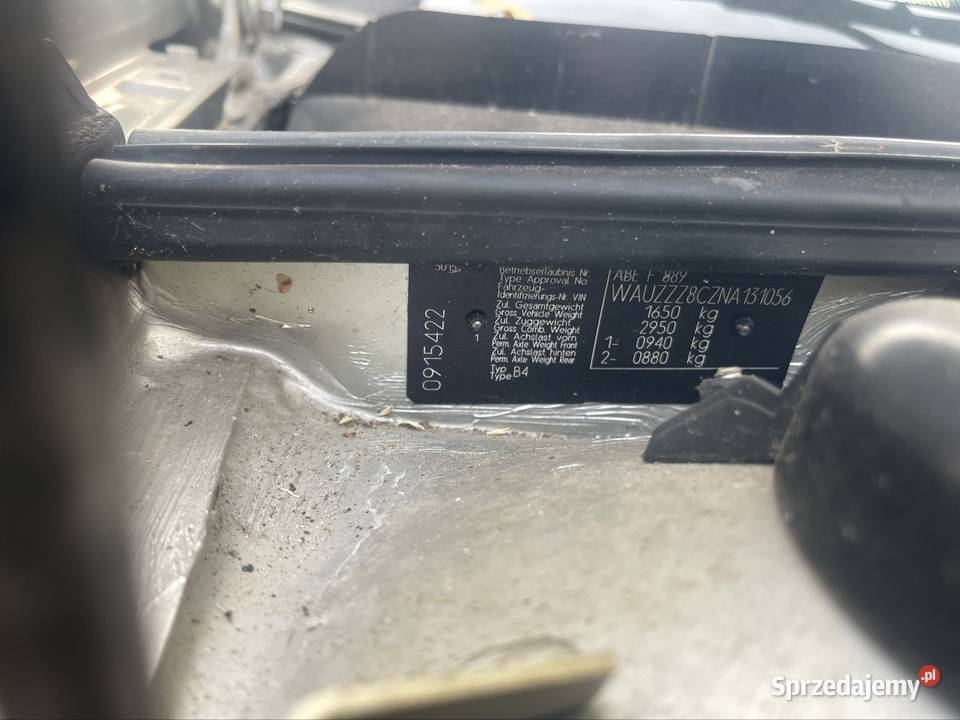 Audi 80 oryginał z1992 roku 20 B łódzkie Piotrków Trybunalski sprzedam