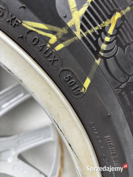Koła zimowe do Volvo suva 18 z oponami Michelin