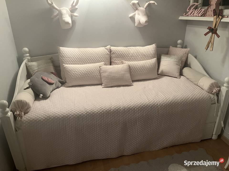 Łóżko dla dziewczynki