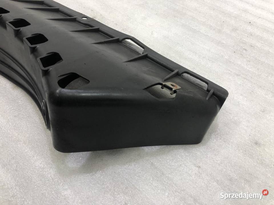 ŚLIZG MOCOWANIE ZDERZAKA 7056388 BMW E60 osobowe Części montażowe