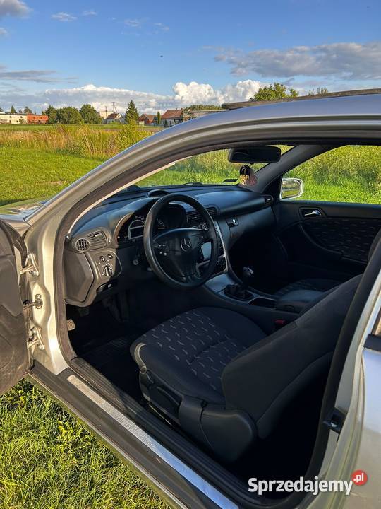 Sprzedam Mercedesa C180 kompresor sprzedam