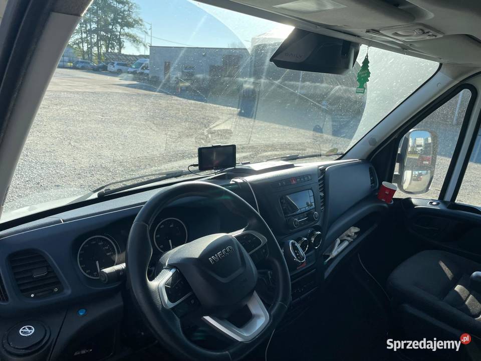 Iveco 35 Daily 35s18 hak tachoZESTAW z przyczepą Turek