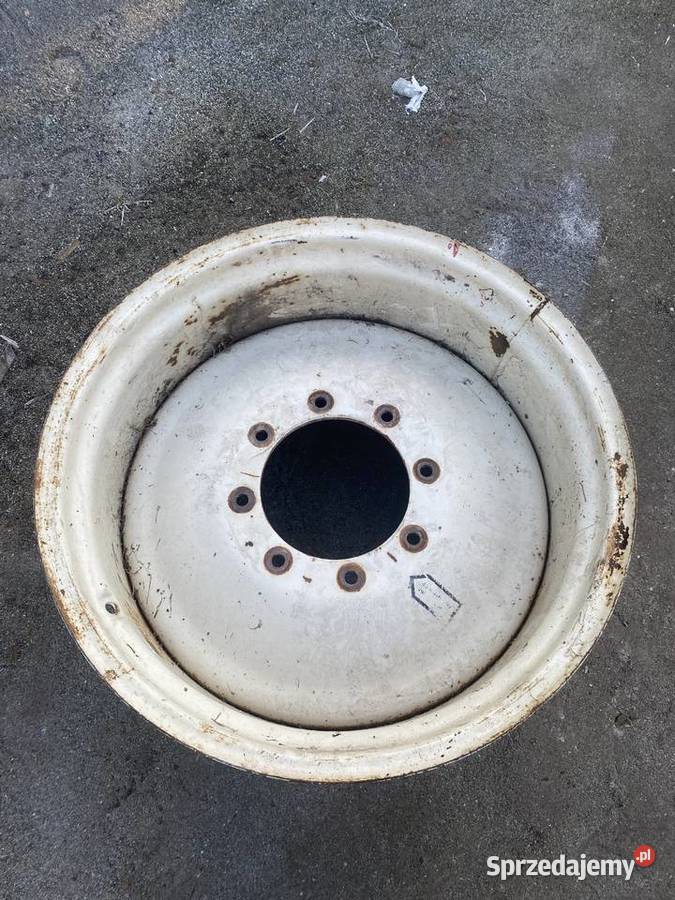 Felga rolnicza R28 8 szpilek CASE IH Kostomłoty