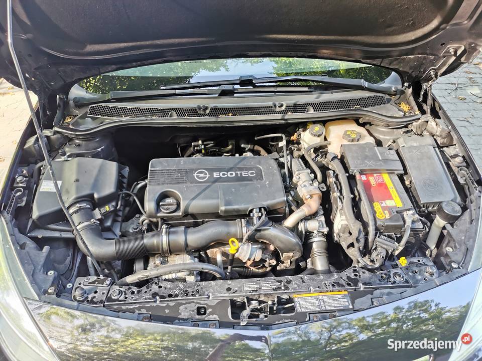 Opel Astra J 2011 Adamówka