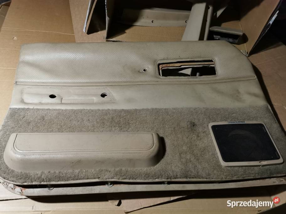 Boczki drzwi jeep XJ beżowe przedlift komplet Łódź sprzedam