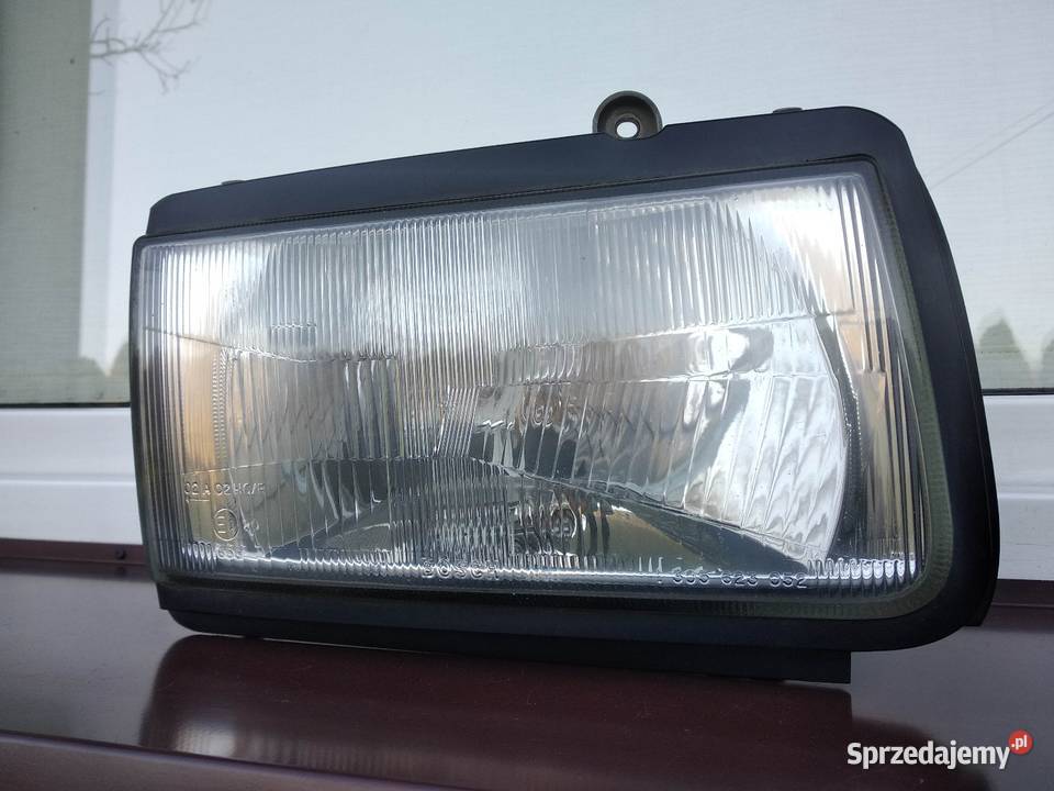 Opel Frontera B lampa przednia prawa reflektor osobowe łódzkie Sieradz
