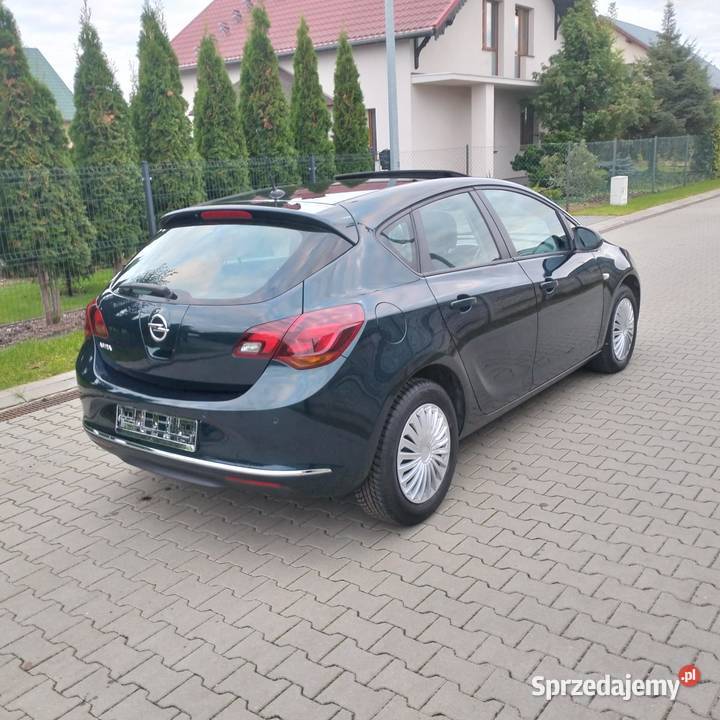 Opel Astra 2014 benzyna OPŁACONA Astra Wolsztyn