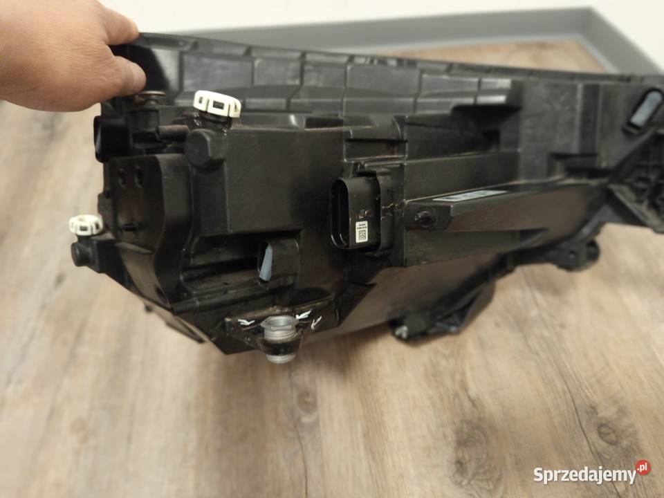 Reflektor lewy skoda kamiq LED orginal podkarpackie Rzeszów sprzedam