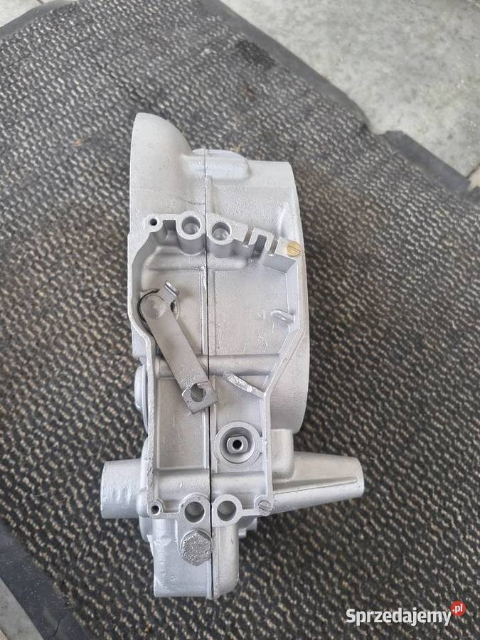 Połówki kartery silnik Simson Sr 1 Sr 2