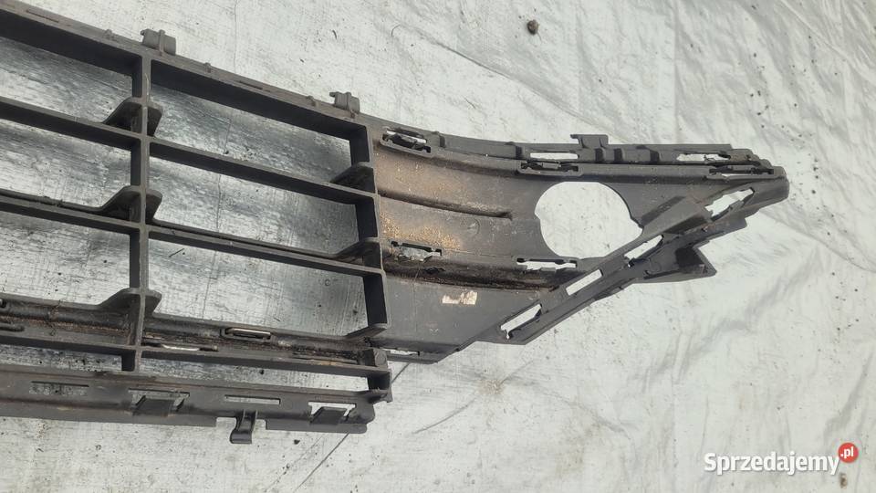 VW GOLF VII 5G0 LIFT KRATKA ŚRODKOWA ZDERZAK Ruda Śląska