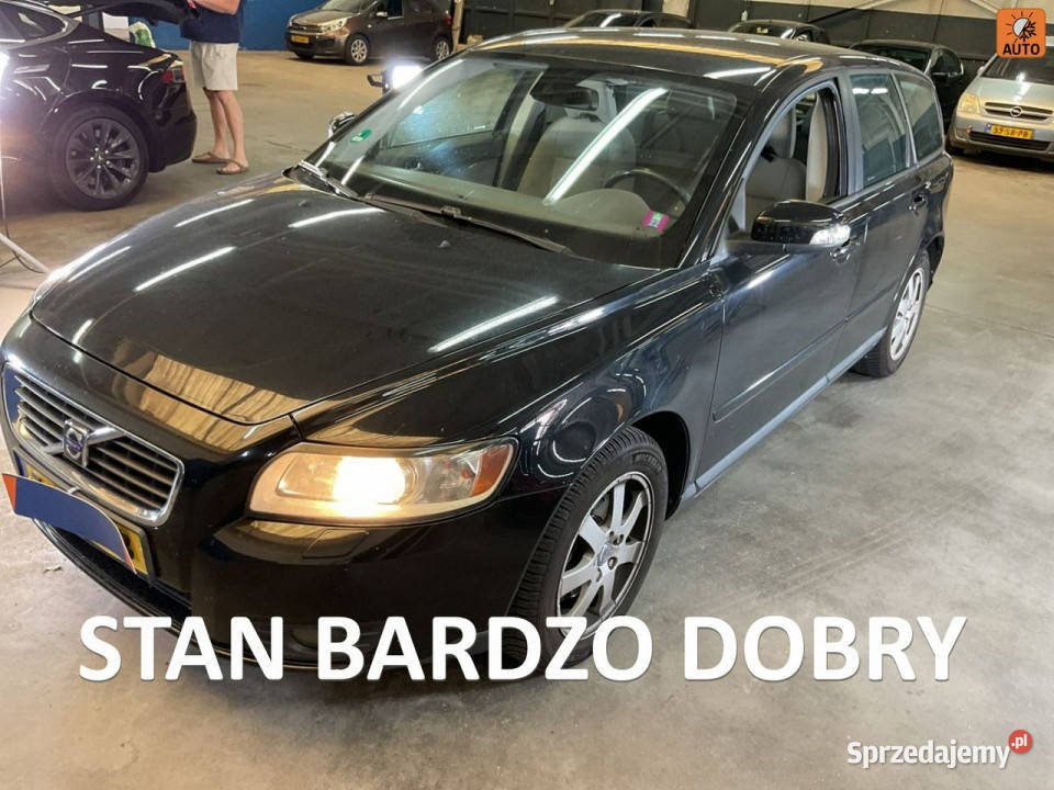 Volvo V50 liftingu benzyna alufelgi klimatronik Wejherowo