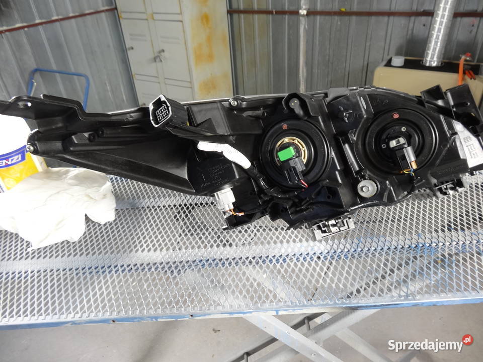 lampa reflektor lewy mazda 3 lll przód przedni opolskie Niemodlin sprzedam