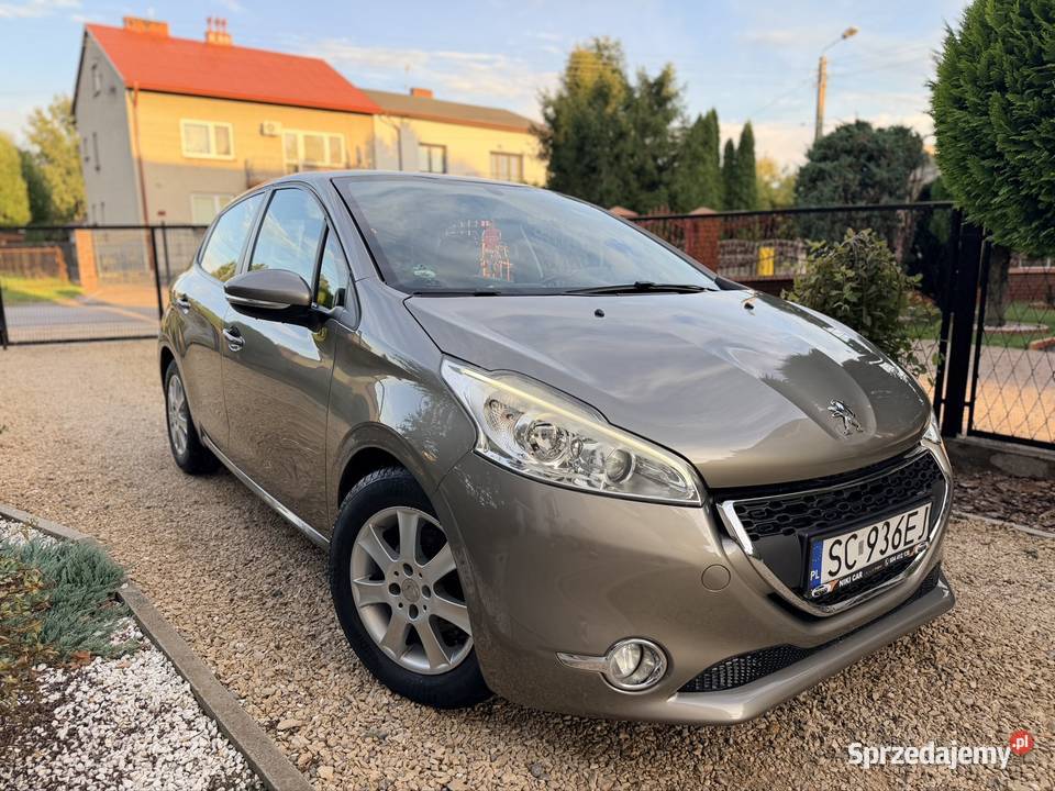 Peugeot 208 14VTI elektryczne lusterka 208 Poczesna