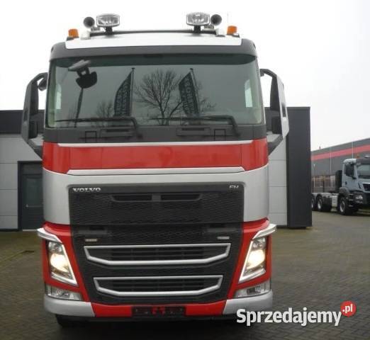 Skrzyniowy z dzwigiem 6x4 Volvo FH czerwony mazowieckie Warszawa sprzedam