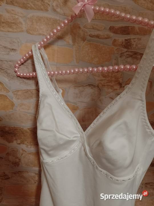 8B Triumph Ekskluzywne białe Body modelujące z Kraków