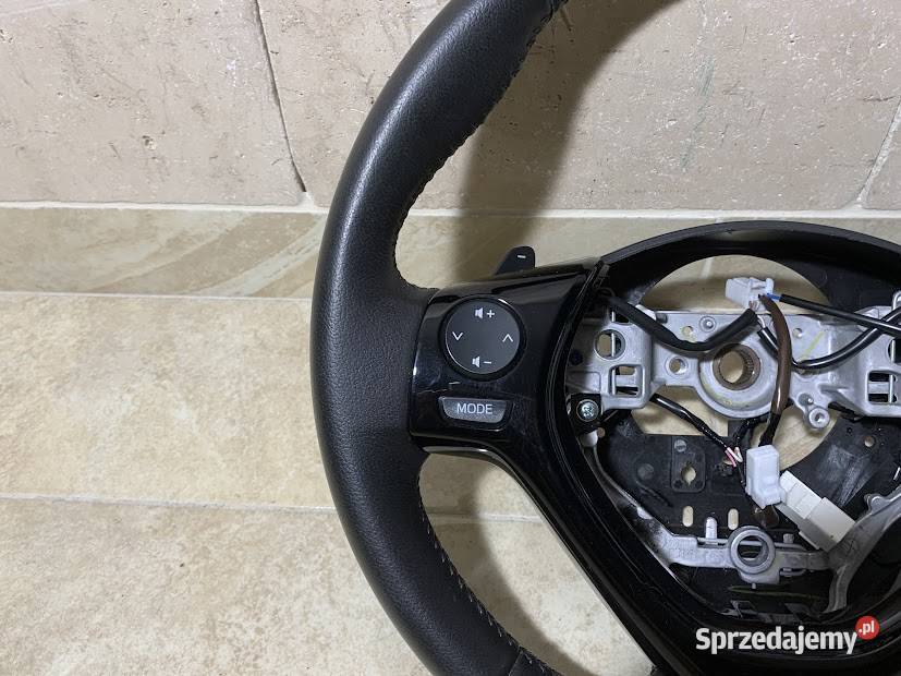 Kierownica skóra łopatki PEUGEOT 108 CITROEN C1 małopolskie