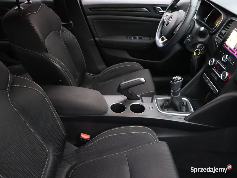 Renault Megane 12 TCe 97KM