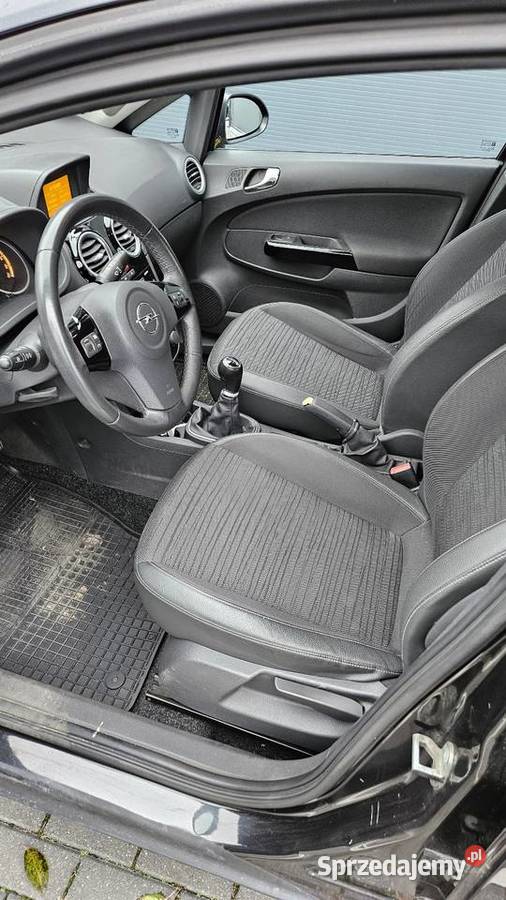 Corsa D 2014 12 LPG MAŁY PRZEBIEG Brodnica