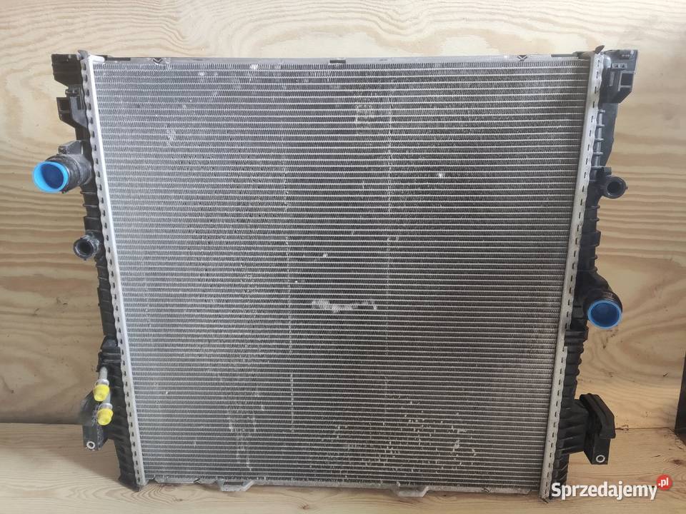 Zestaw chłodnicy BMW x5 G05 LCI hybryda 5A352F4 wielkopolskie Pleszew