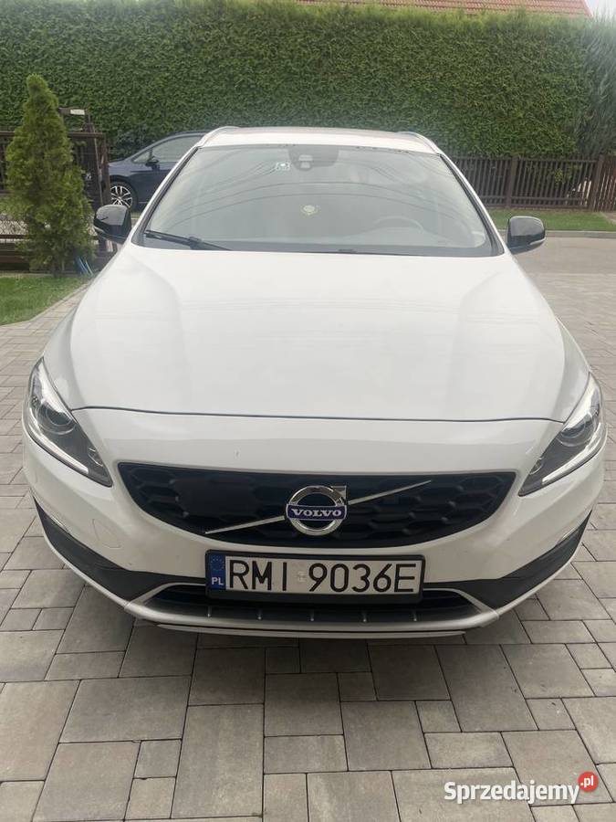 Volvo V60 D3 CROSS COUNTRY 2017R DISEL Radomyśl Wielki