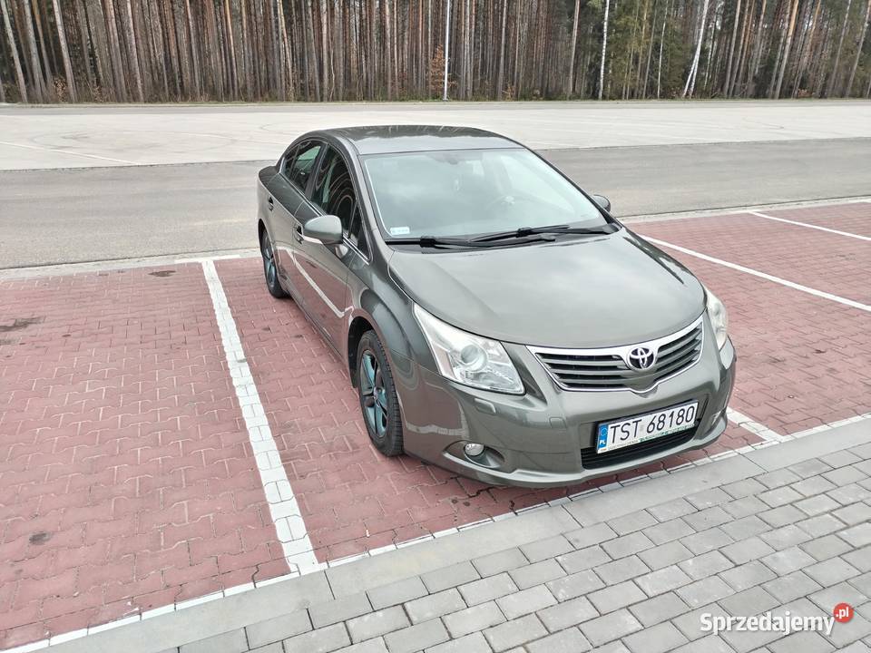 Toyota avensis t27 Starachowice