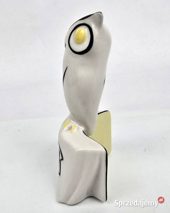 Look Sowa na książce Hollohaza Węgry pikasiak Warszawa