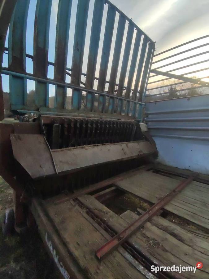 Przyczepa samozbierająca MENGELE LAW 350A z nieuszkodzony Polana