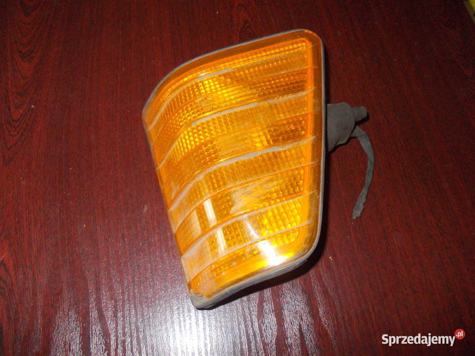 Mercedes kaczka kierunkowskaz lewy hella1510 sprzedam