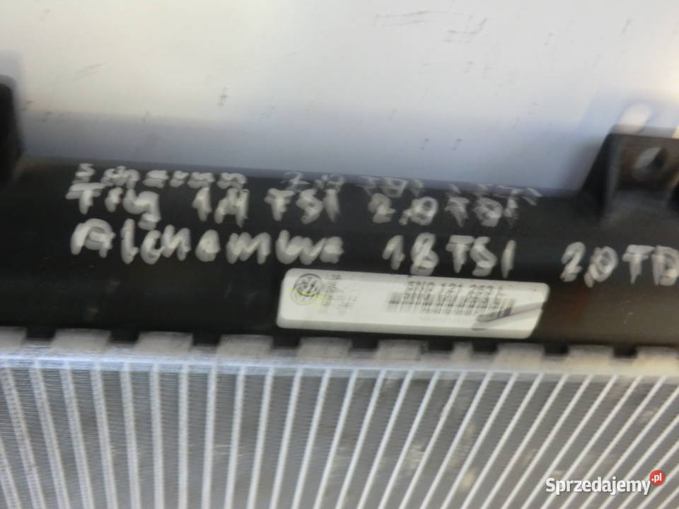 VOLKSWAGEN TIGUAN CHŁODNICA 5N0121253L osobowe