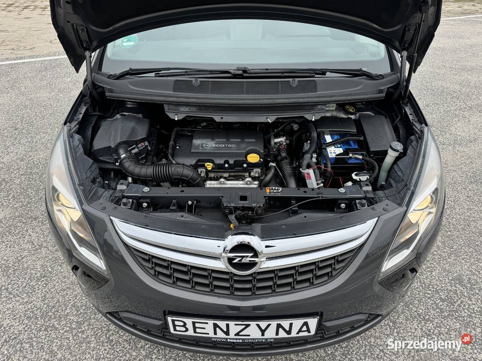 Opel Zafira 14 BENZYNA Klimatronik Nawigacja manualna wielkopolskie Konin