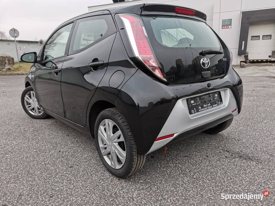 Toyota Aygo z Niemiec z kamerą cofania klimatyzacja Tarnów
